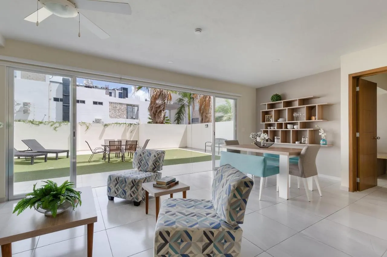 Large Apartment With Pool And Terrace! Cancún México
