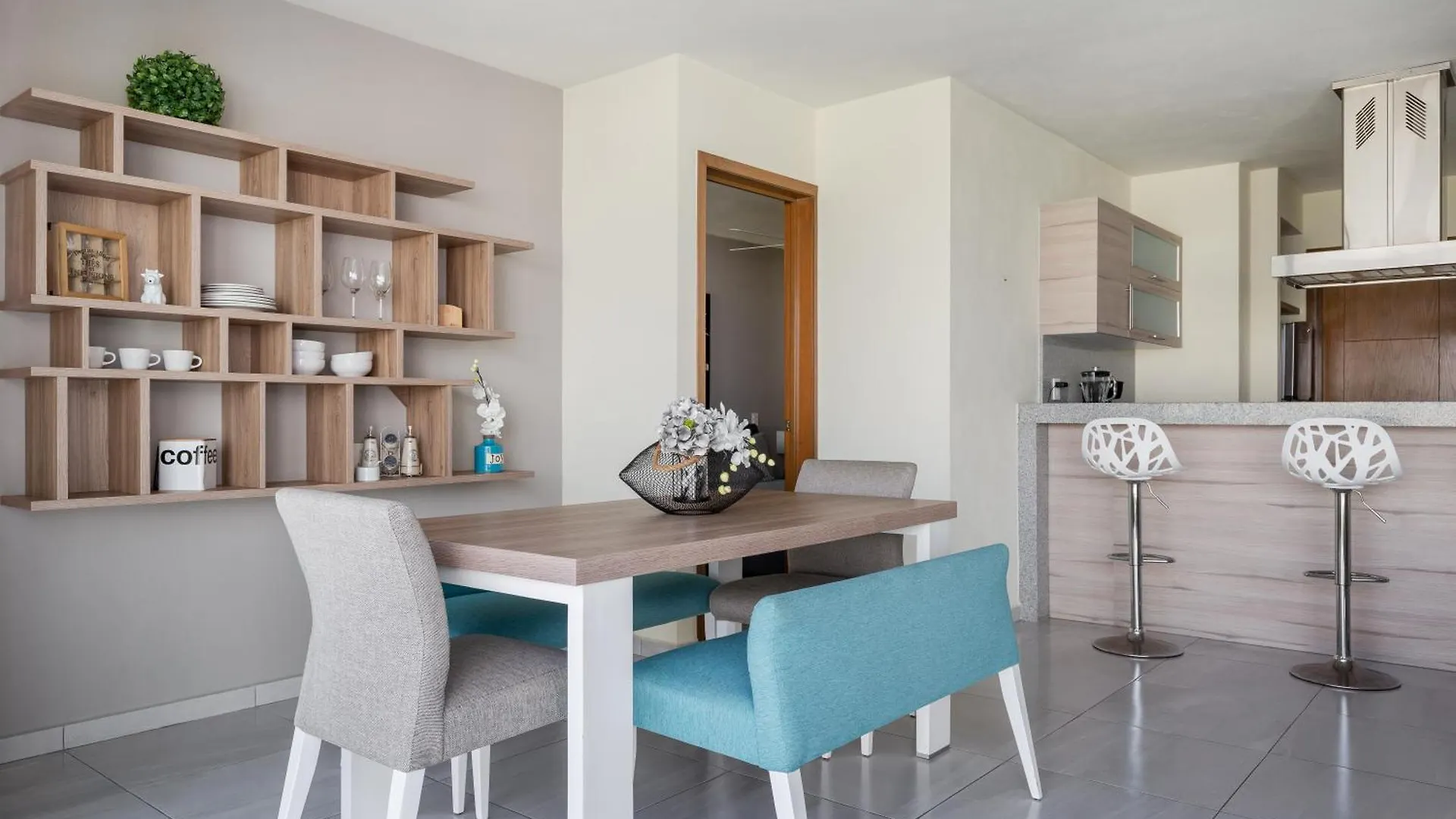 Large Apartment With Pool And Terrace! Cancún
