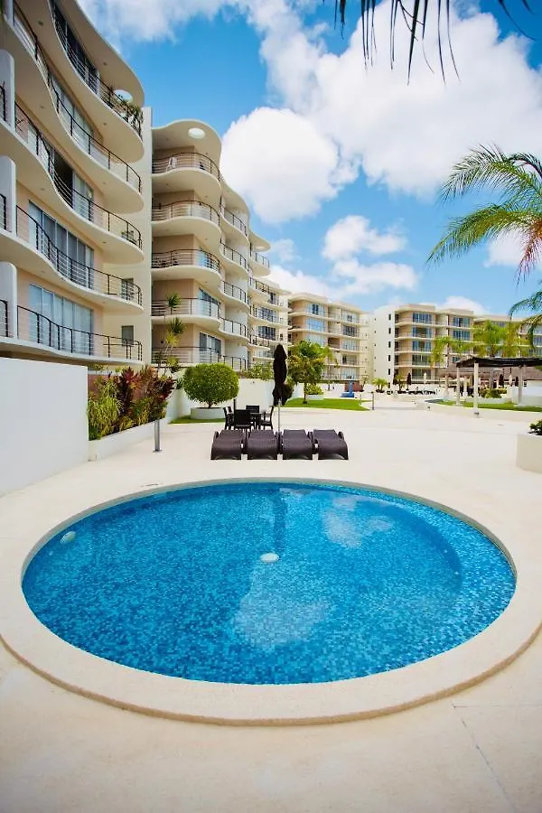 Large Apartment With Pool And Terrace! Cancún