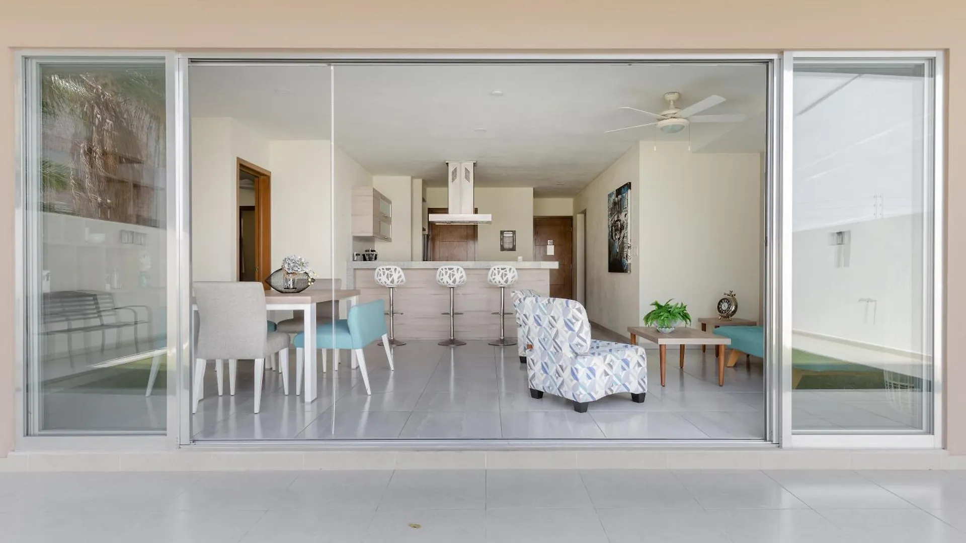 Large Apartment With Pool And Terrace! Cancún